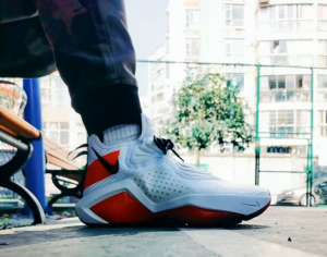 Giay Nike LeBron Soldier 14 'USA' CK6047-100