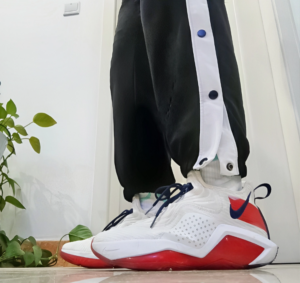 Giay Nike LeBron Soldier 14 'USA' CK6047-100