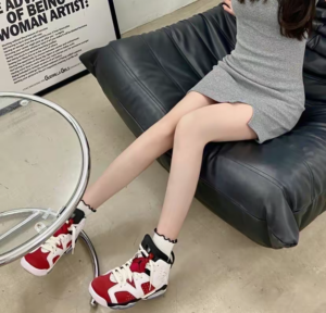 Giay Nike Air Jordan 6 Retro 'Carmine' 384665-106