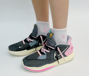 Giay Nike Kyrie 5 Low 'Iron Grey Coconut Milk' DJ6012-005