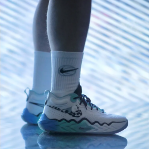 Giay Nike Zoom GT Run 'Unlock Your Space' FN3421-104