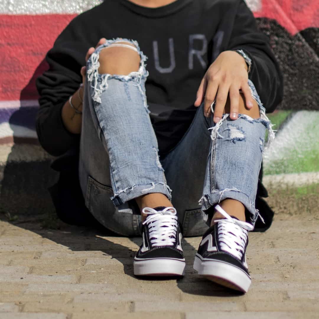 Những mẹo phối đồ cùng Vans Old Skool có thể bạn chưa biết Hinh anh 6: Nhung meo phoi do cung Vans Old Skool co the ban chua biet