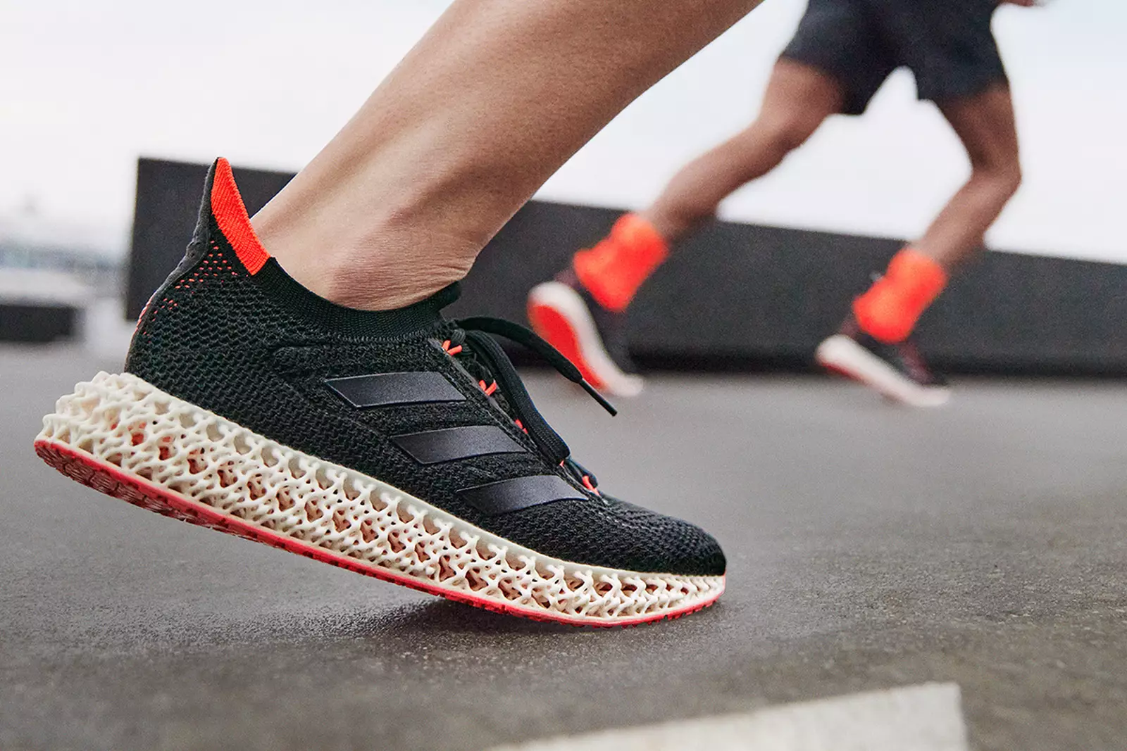 Hinh anh 1: Diem qua nhung cong nghe noi bat xuat hien tren giay Adidas