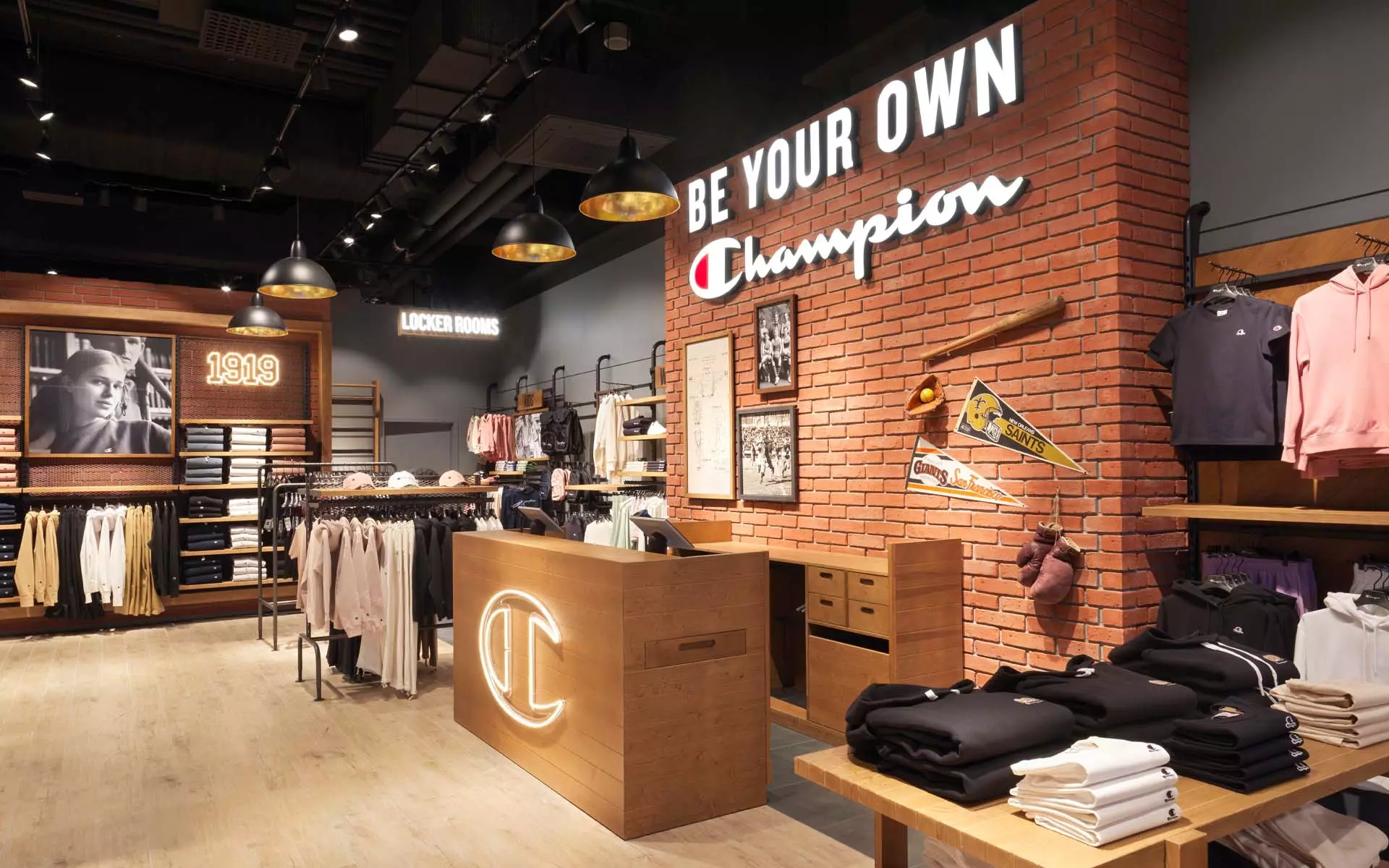 Hinh anh 8: Nhung cau chuyen thu vi xoay quanh thuong hieu Champion