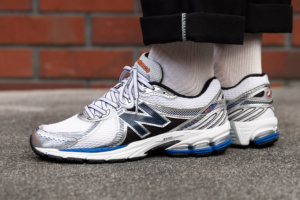 Giay New Balance 860v2 'White Team Royal Silver' ML860XB