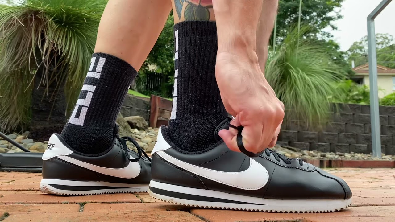 Những câu chuyện thú vị xoay quanh dòng giày Nike Cortez Hinh anh 2: Nhung cau chuyen thu vi xoay quanh dong giay Nike Cortez