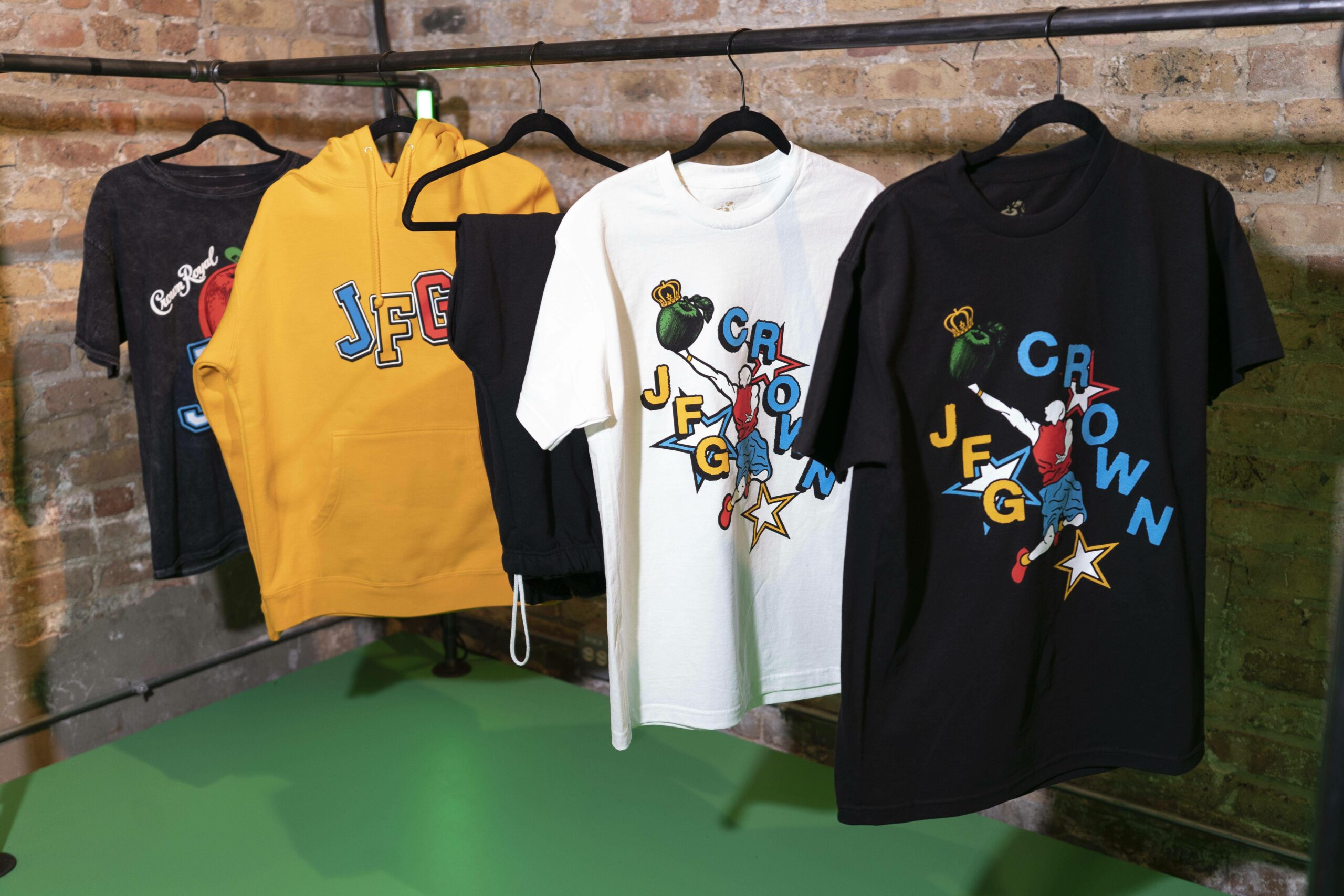 Hinh anh 8: Joe Freshgoods: Nghe si thoi trang voi dam me sang tao chay bong