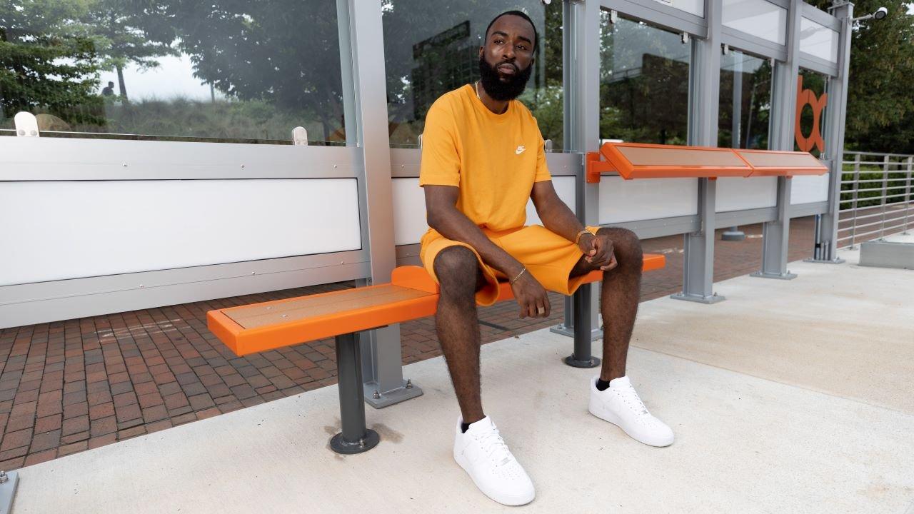 Cách phối đồ với Nike Air Force 1 để có phong cách thời thượng Hinh anh 6: Cach phoi do voi Nike Air Force 1 de co phong cach thoi thuong