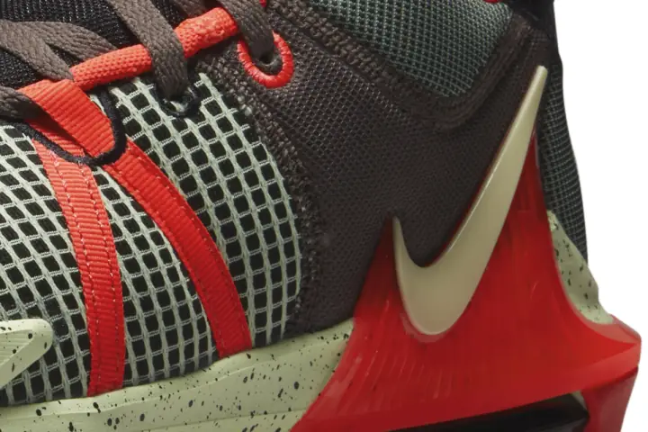 Giày bóng rổ LeBron Witness 7 thực sự tốt và đáng sở hữu? Hinh anh 4: Giay bong ro LeBron Witness 7 thuc su tot va dang so huu?