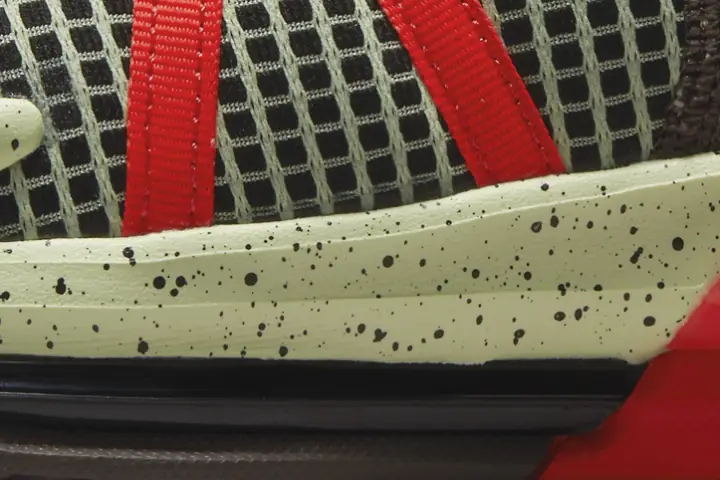 Giày bóng rổ LeBron Witness 7 thực sự tốt và đáng sở hữu? Hinh anh 6: Giay bong ro LeBron Witness 7 thuc su tot va dang so huu?