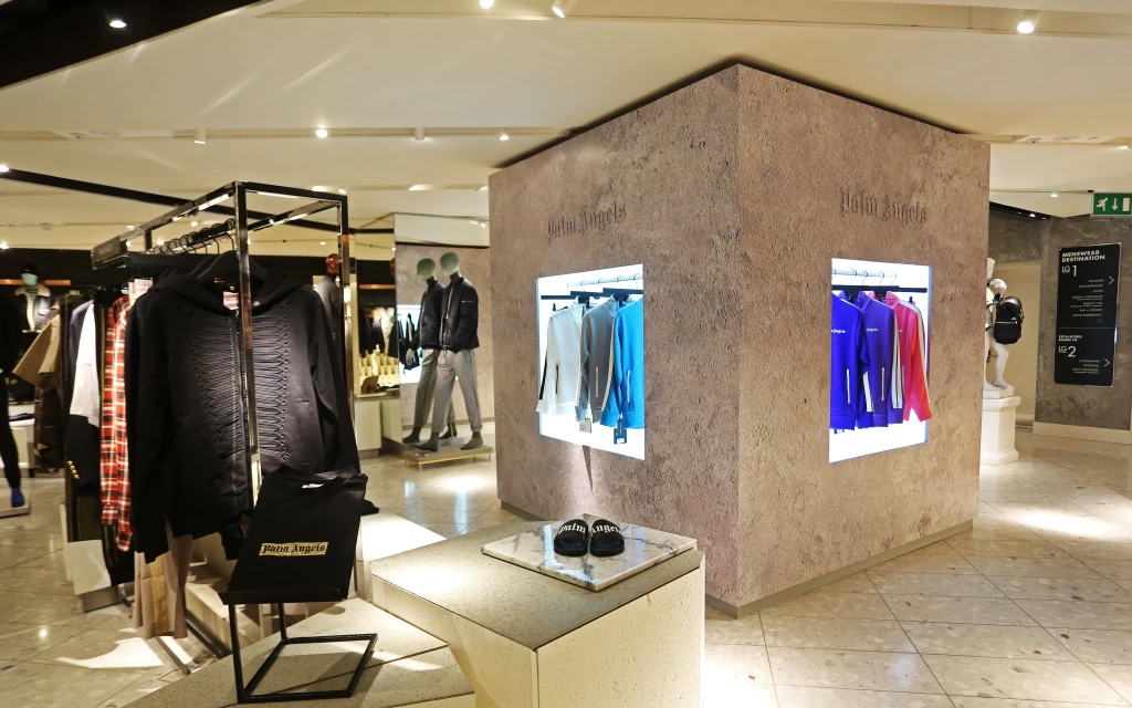 Palm Angels: từ biểu tượng Skateboarding đến thương hiệu thời trang đẳng cấp Hinh anh 8: Palm Angels: tu bieu tuong Skateboarding den thuong hieu thoi trang dang cap