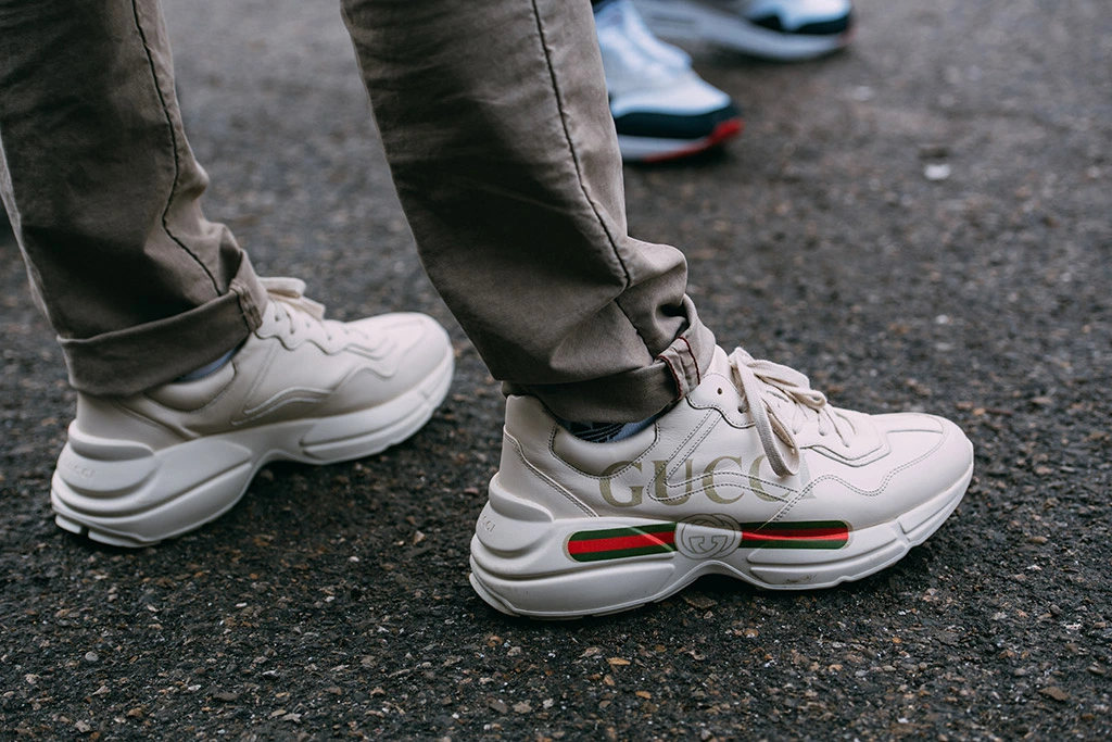 Top 5 mẫu chunky sneaker tuyệt vời nhất mọi thời đại Hinh anh 7: Top 5 mau chunky sneaker tuyet voi nhat moi thoi dai