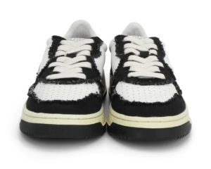Giay Autry Medalist Low Goatskin 'White Black' AULW-CB02