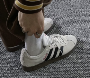 Giay Adidas VL Court Lifestyle Skateboarding 'Grey' HQ1802