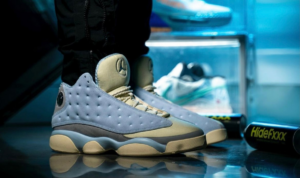 Giay Nike Air Jordan 13 x SoleFly Celestine 'Blue' DX5763-100