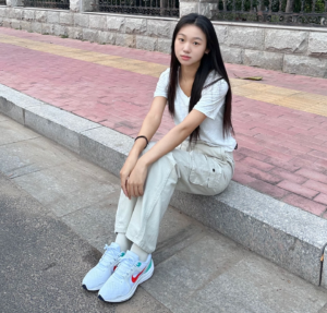 Giay Nike Air Zoom Vomero 16 'White Clear' DA7698-106