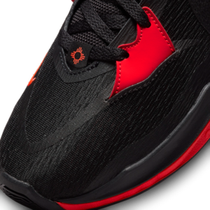 Giay Nike Kyrie Low 5 'Black Bright Crimson' DJ6014-004