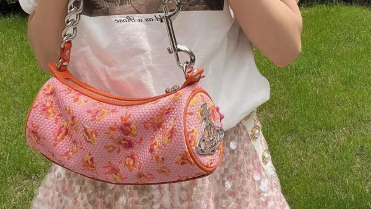 Hinh anh 7: Dieu gi tao nen ten tuoi cua nhung chiec tui Vivienne Westwood?