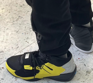 Giay Nike Air Jordan Zion 2 x Naruto 'Naruto Sasuke' FB2219-087