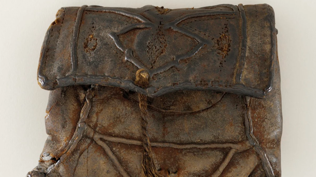 Hinh anh 2: Lich su va su phat trien cua tui xach nu