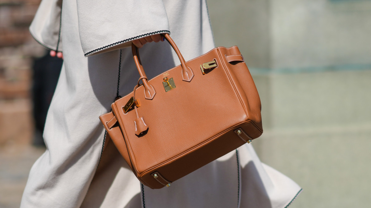 Moi quan he giua tui thiet ke va khai niem cua su sang trong la gi?