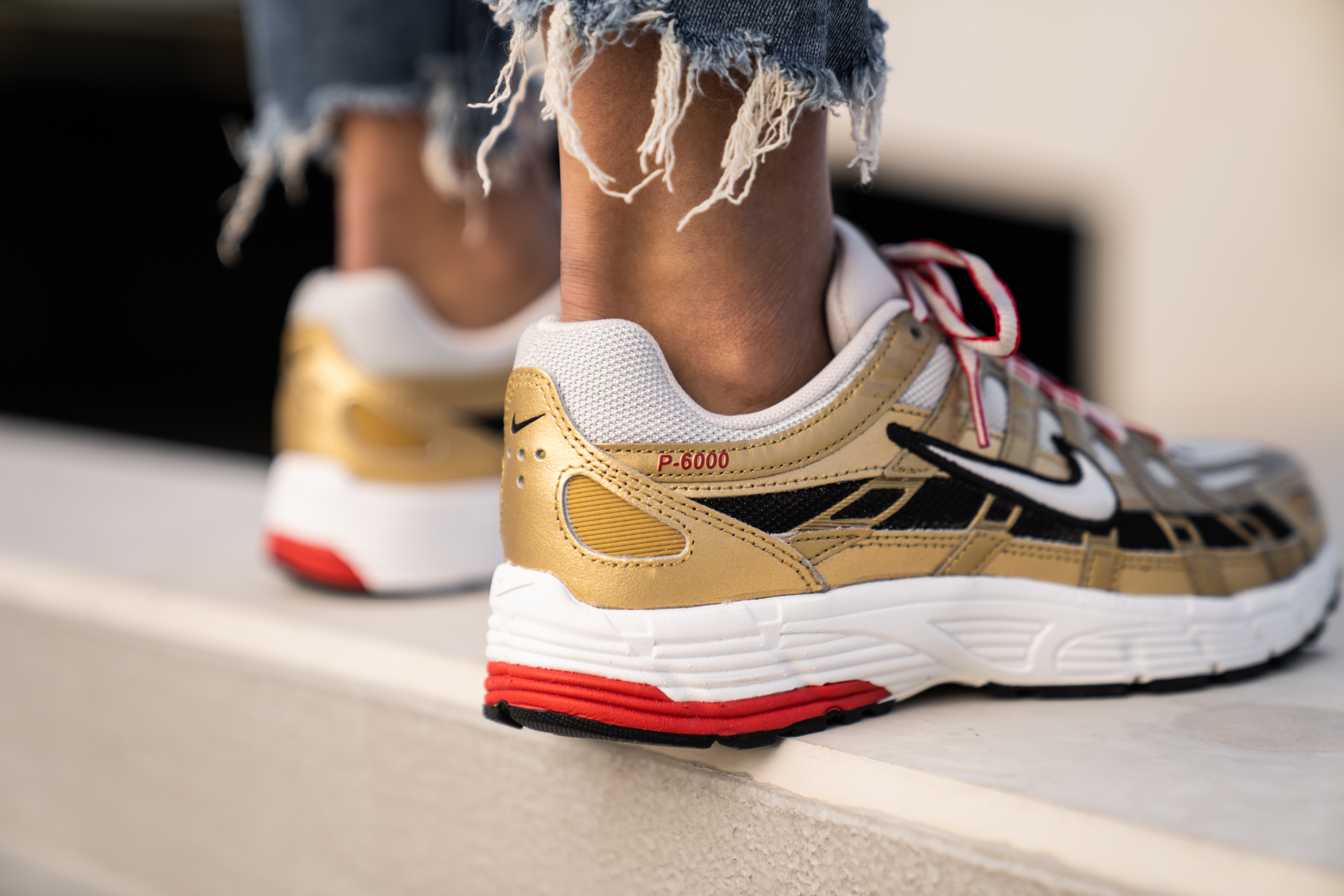 Hinh anh 6: Nhung mau giay sneaker phu hop voi cung hoang dao cua ban