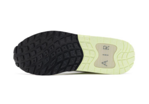 Giay Nike Air Max Solo 'White Volt' FN0784-100