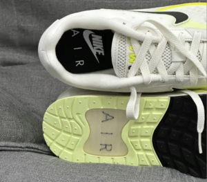 Giay Nike Air Max Solo 'White Volt' FN0784-100