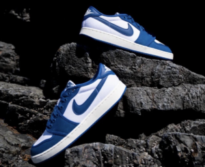 Giay Nike Air Jordan 1 KO Low 'Kentucky' DX4981-103