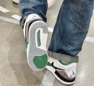 Giay Nike Air Jordan Legacy 312 'Celtics' FN3406-101