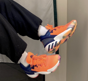 Giay Adidas D.O.N. Issue #2 GCA 'Signal Orange' FW9036