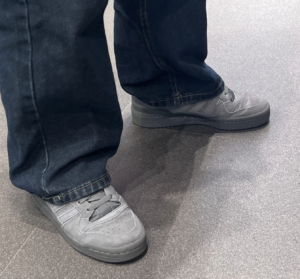 Giay Adidas Wmns Forum Low 'Triple Grey' HQ6279