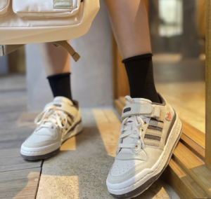 Giay Adidas Wmns Forum Low 'Ecru Tint' IE1827