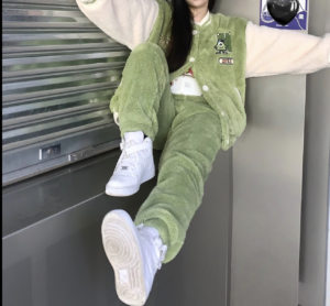 Giay Nike Air Force 1 High LE GS 'Triple White' DH2943-111