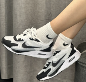 Giay Nike Air Max Solo 'Black White' FN0784-101