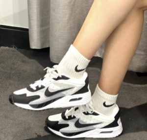 Giay Nike Air Max Solo 'Black White' FN0784-101