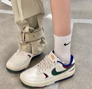 Giay Nike Gamma Force 'Sail Red Fir' DX9176-102