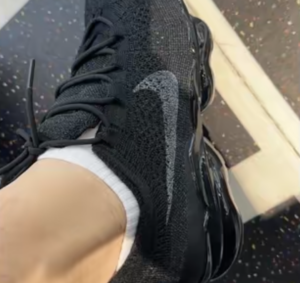 Giay Nike Air VaporMax 2023 Flyknit 'Triple Black' DV1678-003