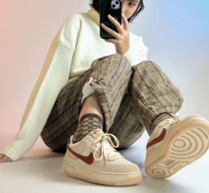 Giay Nike Air Force 1 Shadow 'Shimmer' DZ4705-200