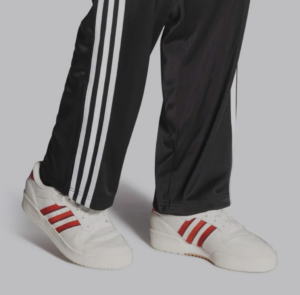 Giay Adidas Originals Forum Low 'Cloud White Red' IE7196