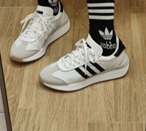 Giay Adidas Country XLG 'White Black' IF8405