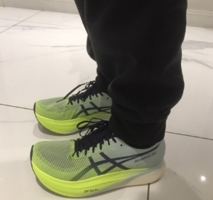 Giay Asics Metaspeed Sky+ 'Hazard Green Sky' 1013A115-301