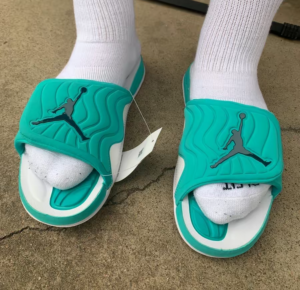 Dep Nike Jordan Hydro 4 'Retro' 705163-405