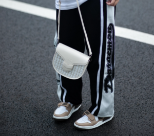 Giay Nike Air Jordan Legacy 312 'Brown Elephant' FQ6859-201