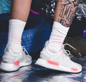 Giay Adidas NMD_V3 'Cloud White' GX2089