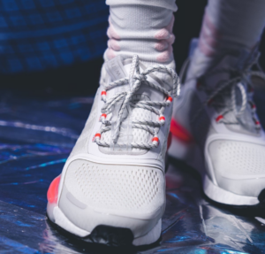 Giay Adidas NMD_V3 'Cloud White' GX2089