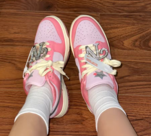 Giay Nike Dunk Low LX 'BARBIE' FN8927-621