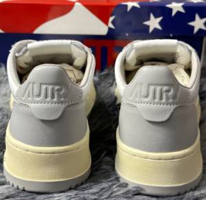 Giay Autry Medalist Low Leather 'Gray White' AULM-WB10