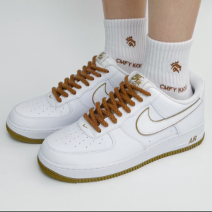 Giay Nike Air Force 1 '07 'Bronzine' DV0788-104