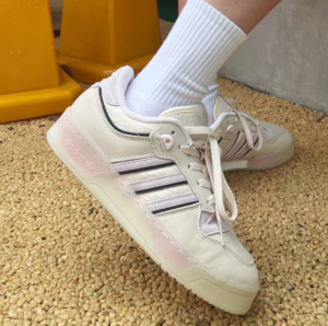 Giay Adidas Rivalry Low 86 'Almost Pink' FZ6319